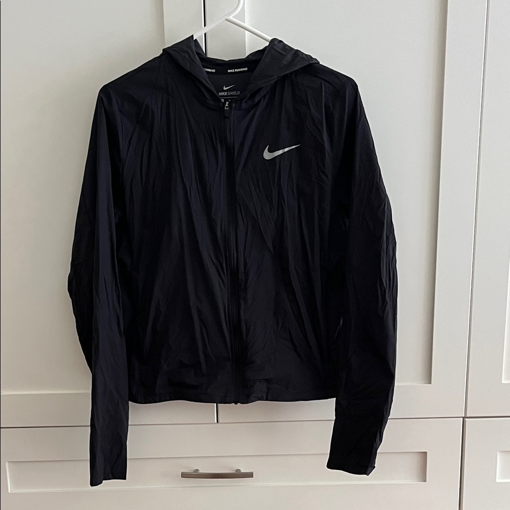 Nike Shield Black Lightweight Running Jacket | Sz M